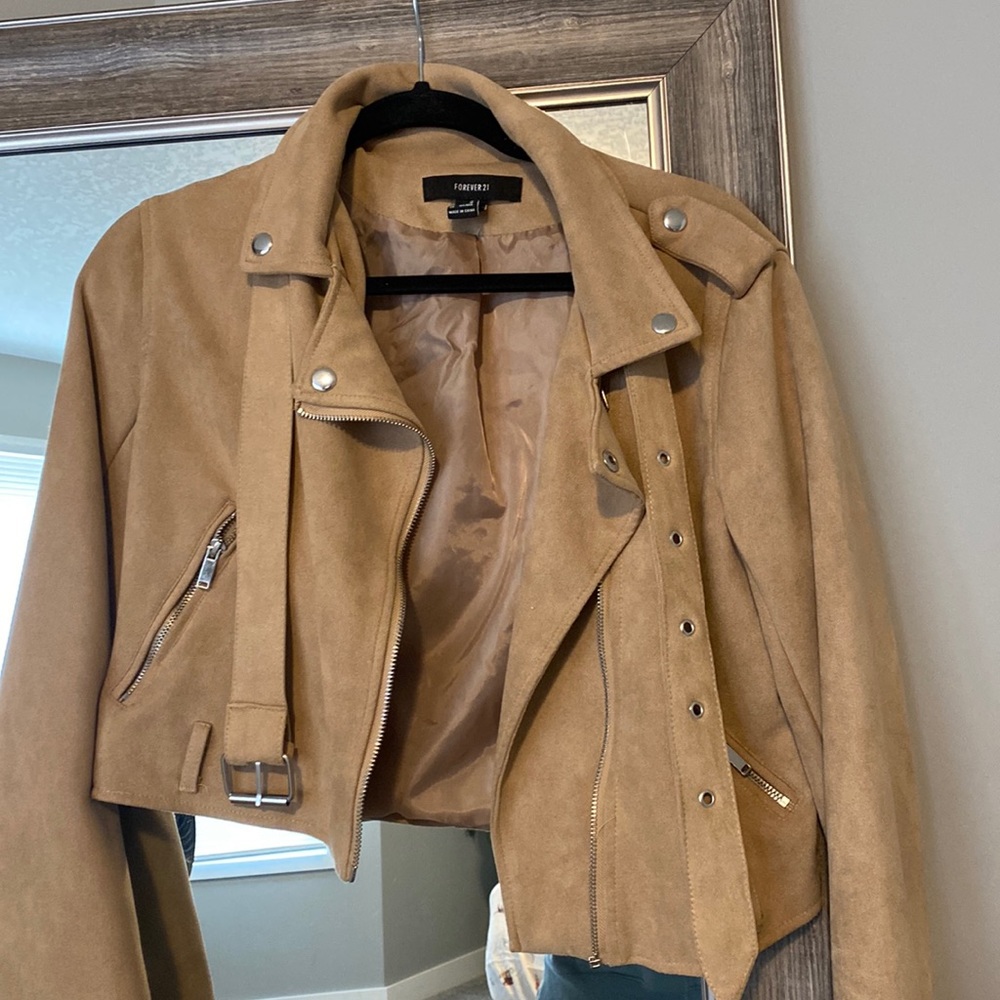 Forever 21. Suede jacket. Size M. Only worn once.